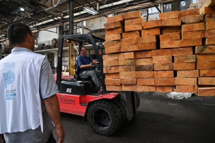 El Gobierno bonaerense asiste a Bolívar tras el temporal