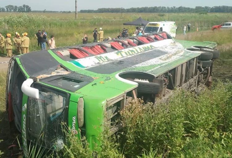 La tragedia del micro que viajaba a Mar del Plata enluta al oeste