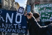 “Genocidio por goteo”: Denuncian penalmente a Milei por el brutal ajuste en discapacidad