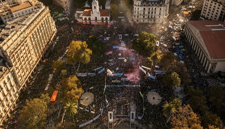 Un millón y medio de personas se movilizaron en defensa de la Universidad Pública