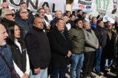La CGT y las dos CTA protestaron en el centro de Morón contra el ajuste de Milei
