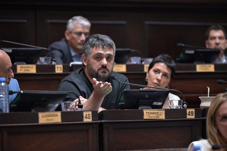 Facundo Tignanelli: “Magario y Espinoza están lejos de las necesidades del pueblo matancero”