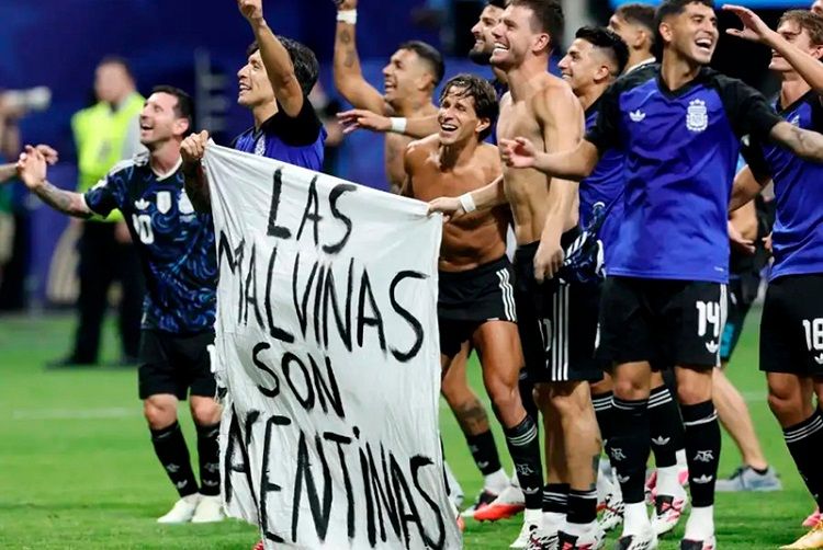 El viejo afán de despolitizarlo todo