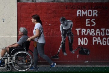 El trabajo no remunerado aporta más a la economía bonaerense que la industria y el comercio