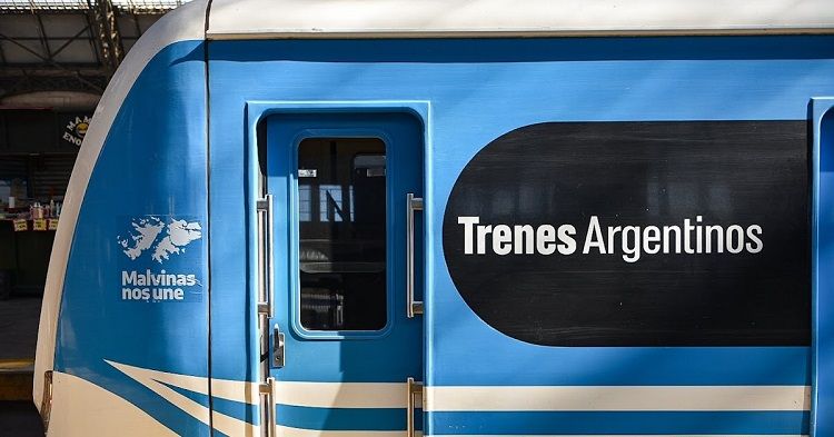 La Unión Ferroviaria Oeste repudió el retiro de los stickers de Malvinas en el transporte público