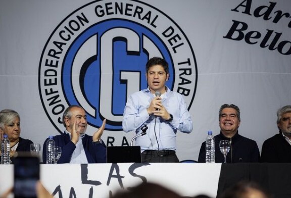 Kicillof junto a la CGT en el Chaco y llamó a “construir con todos” para enfrentar a Milei