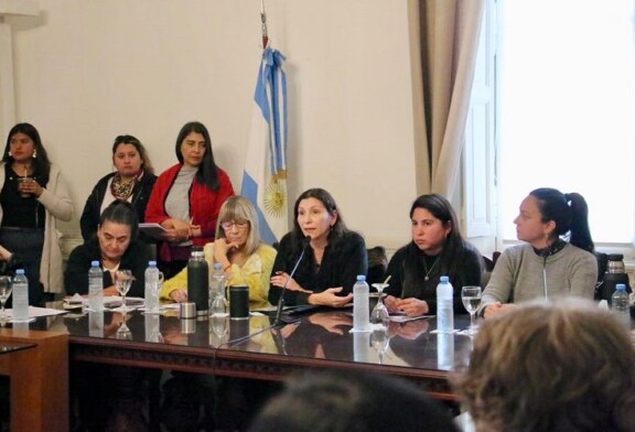 Mónica Macha: “Luchamos para que no avance el lobby pedófilo”
