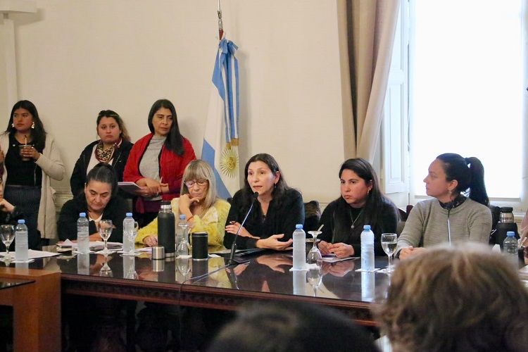 Mónica Macha: “Luchamos para que no avance el lobby pedófilo”