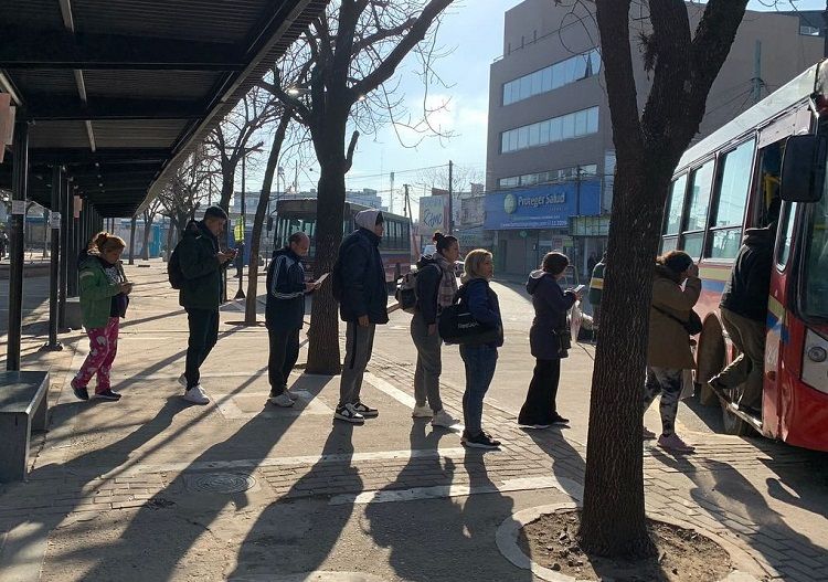 Vía Moreno: Cómo será la empresa de colectivos con mayoría estatal que llega al distrito en 2027