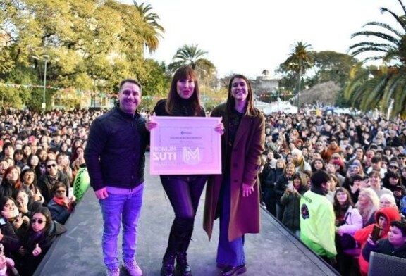 Pablo Descalzo y Moria Casán celebraron la fuerza de las industrias culturales en la FRICC