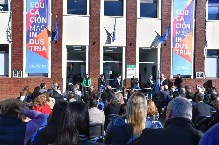 La Unión Industrial del Oeste organiza la 15° edición de UIO-TEC con más de 60 proyectos tecnológicos