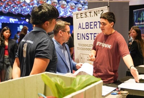 Pablo Descalzo en la Innovatech Expo: “No puede haber límites para la decisión política de invertir en educación, cultura y deporte”