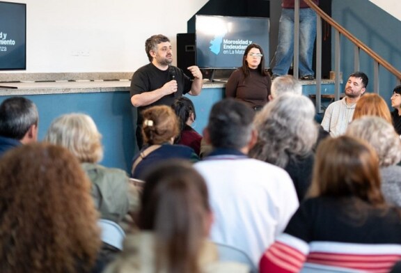 Tignanelli presentó en La Matanza un proyecto para proteger a las familias endeudadas: “La gente quiere cumplir, pero hoy no puede”
